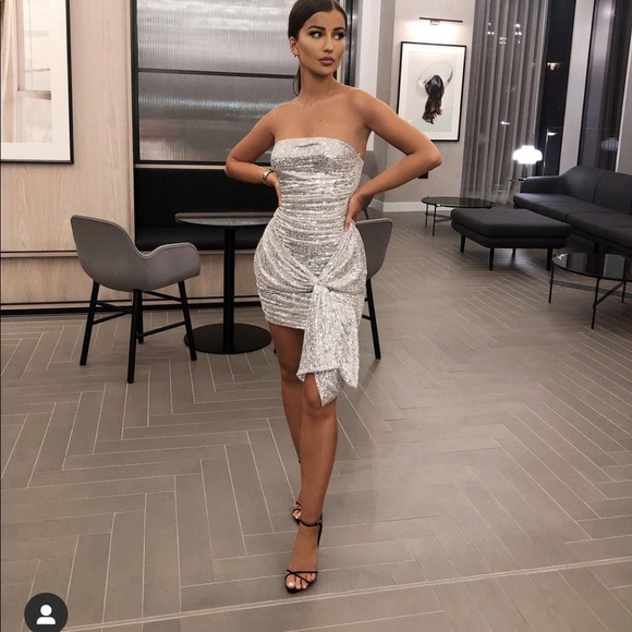 Sequence Dress - Picture 2 of 3